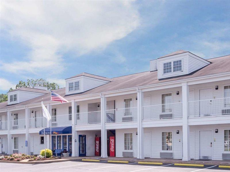 Baymont By Wyndham Albany At Albany Mall Eksteriør bilde